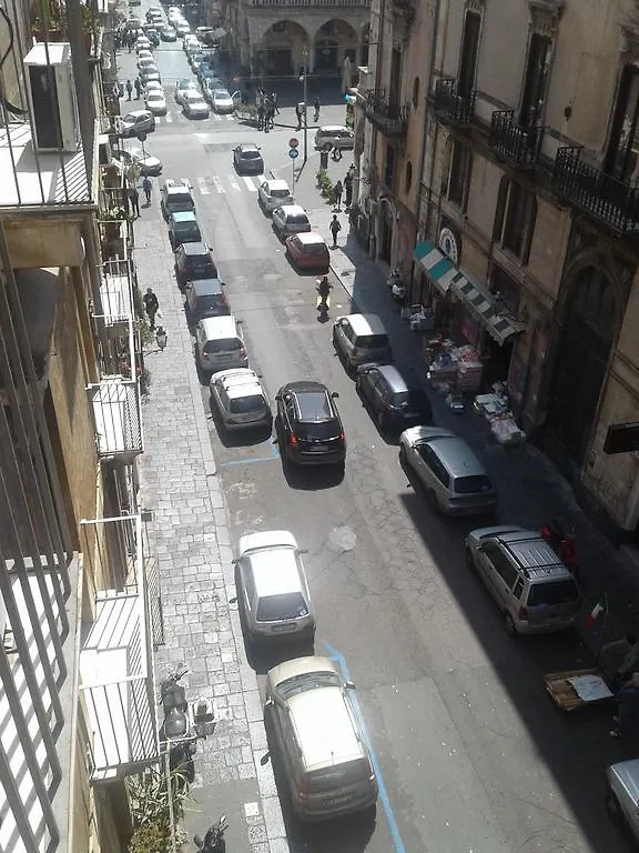 Dusmet House Ξενοδοχείο Κατάνια 0*,  Ιταλία